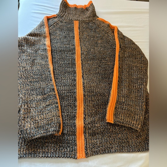 Never worn cotton blend turtleneck multicolored sweater.sz L. NWOT - Picture 5 of 10